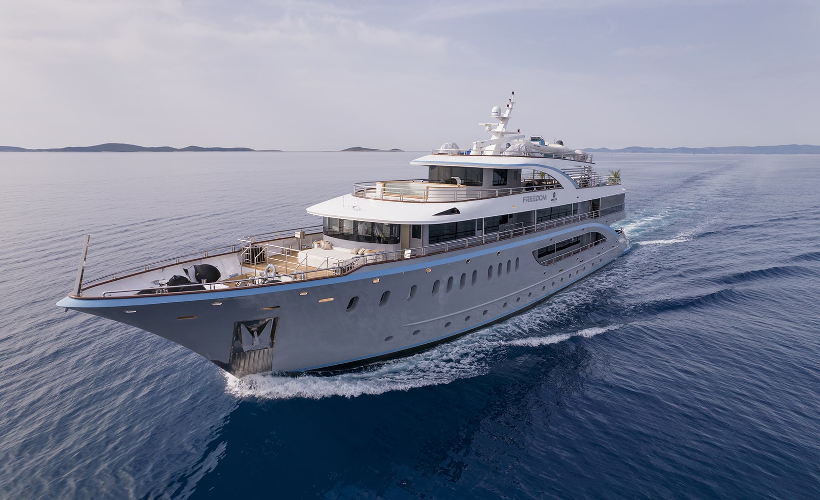 freedom yacht croatia price